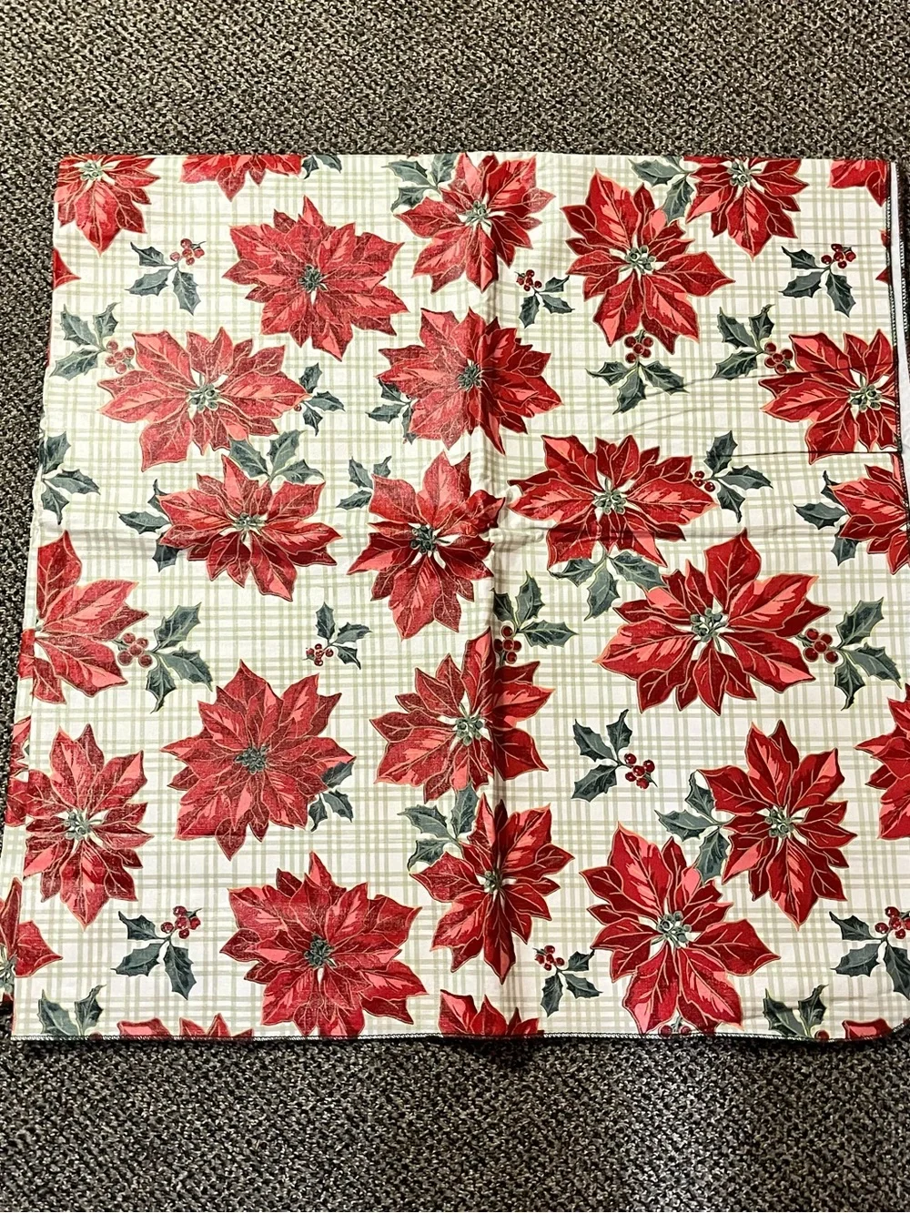 Vintage 90’s Christmas Poinsettia Tablecloth Linen Cover 52x52